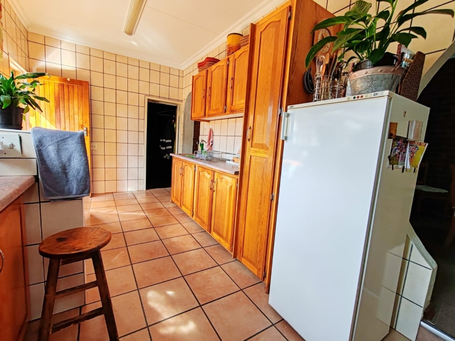 3 Bedroom Property for Sale in Kannoniers Park North West